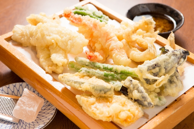 天ぷらは揚げたてを召し上がれます!さっくさく♪