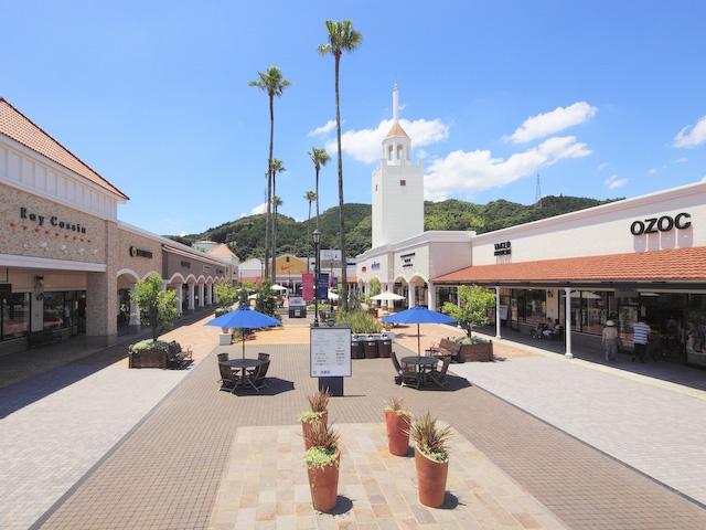 鳥栖プレミアム・アウトレットPalm Avevue。