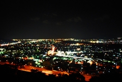 美しい夜景を眺めながらのバーベキューも大人気です!