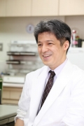 院長 医学博士 前川寛充