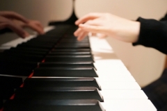 ピアノが弾けると人生は楽しいのです♪
