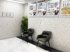 買取専門店おたからや名古屋本店 店内