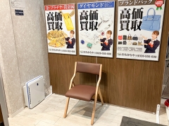 買取専門店おたからやパピオスあかし店 待合ブース