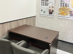 買取専門店おたからやさくら野百貨店弘前ラフォルテ店 店内